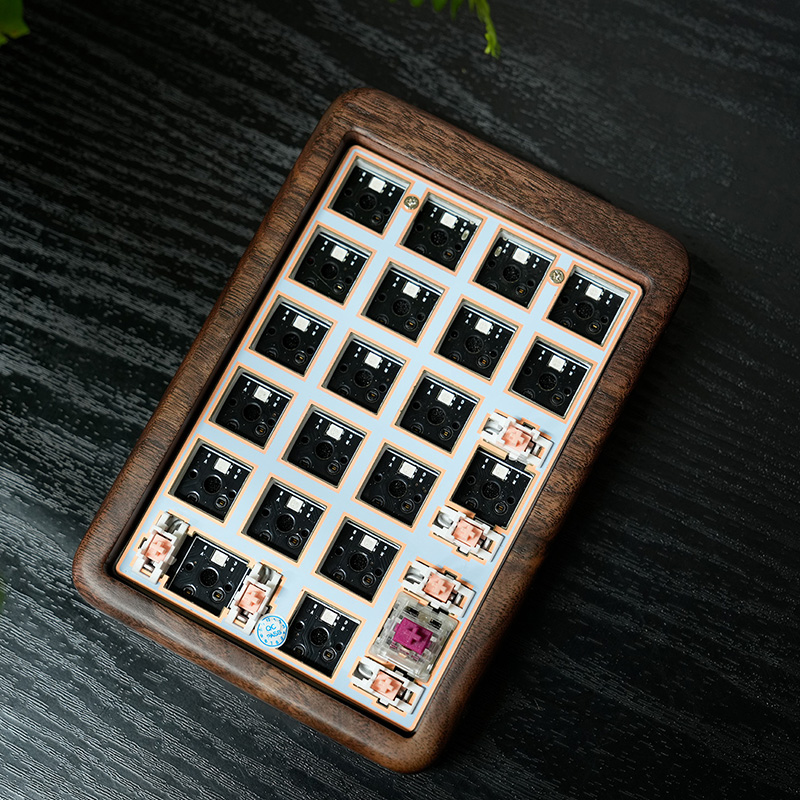Soild Walnut Wood Wireless Mec - đánh giá và giá Mechanical Numpad Hot Swap Rgb Wireless